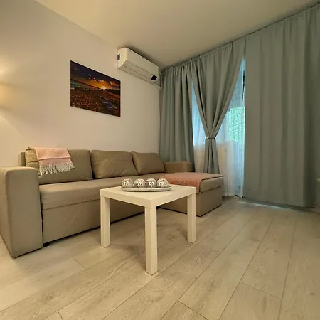 Lex Apartment *